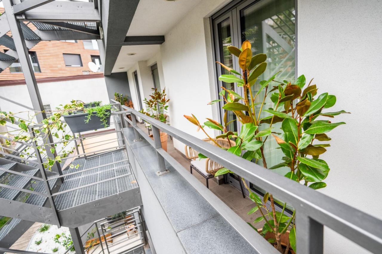 Design Rooms - Kvaternik Square 萨格勒布 外观 照片